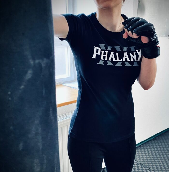 Girlie "Phalanx"